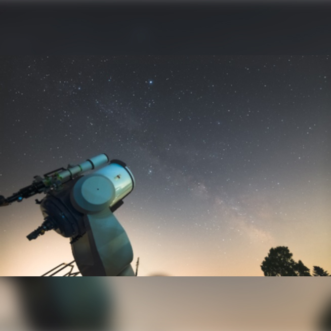 しんしのつ天文台の望遠鏡と星空